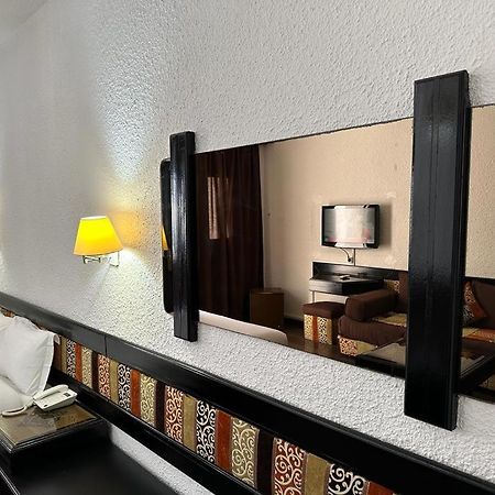 Ourida Urban Hotel Rabat Buitenkant foto